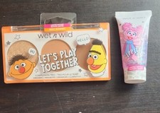 NEW Wet n Wild Sesame Street Limited Edition Makeup Accessory 2 Piece Bundle