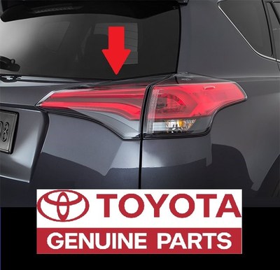 Genuine Toyota Rav4 2016-18 Divers Rear Inner Tail Light Lamp OE