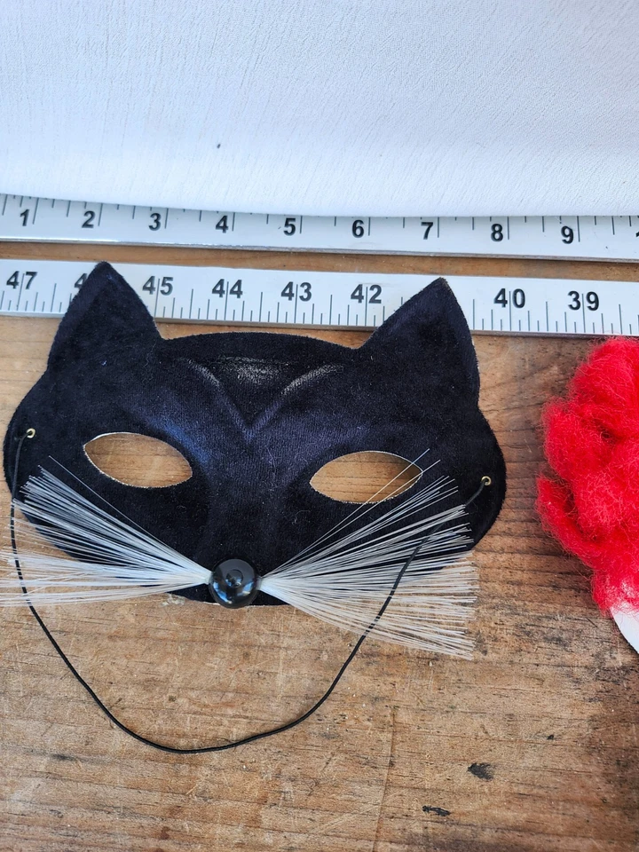 Vtg Masquerade Eye Mask Black Cat Whiskers and Clown Pretend Costume 2 Pcs - Image 2 of 4
