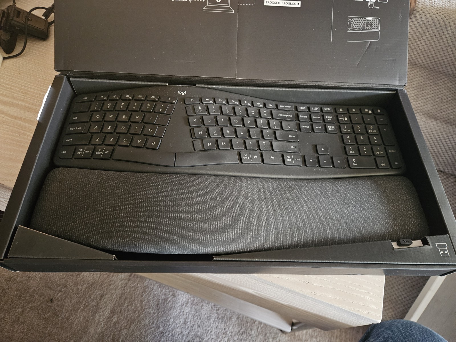 Logitech - ERGO K860 Ergonomic Wireless Keyboard for Windows