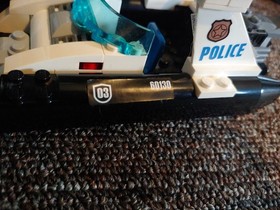 LEGO City Prison Island set 60130 complete 1 Broken Clip 2 Peeling Stickers