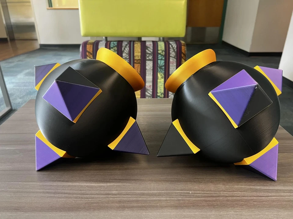 Guanteletes portátiles EVO Mega Knight - Armadura inspirada en Clash Royale Juegos con disfraces Foto 4 de 4