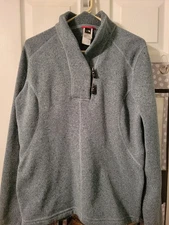 The North Face Green Knit Pullover Sweater With toggle Buttons Size L