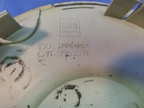 2002-2006 Chevy Trailblazer OEM Wheel Center Rim Cap Hub Dust Cover Lug 9593378 - Picture 5 of 5