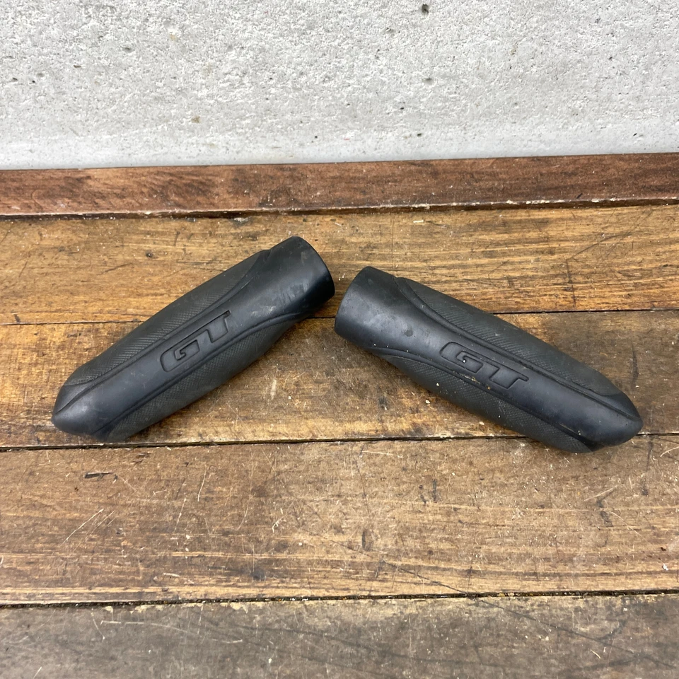 GT Grips Windstream Airstream Autostream Cruiser Slipstream Black Vintage Aero - Image 4 of 4
