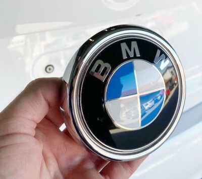 □BMW E70 X5 リアエンブレム 中古 51147157696 トランクエンブレム