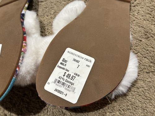 Johnny Was Indi X Soft Faux Fur Slippers BOHO House Shoes Women’s Size 7 M - Picture 7 of 7