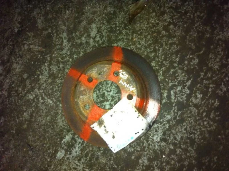 Frenos traseros conductor izquierdo bmw 528e 82-88 Foto 3 de 4