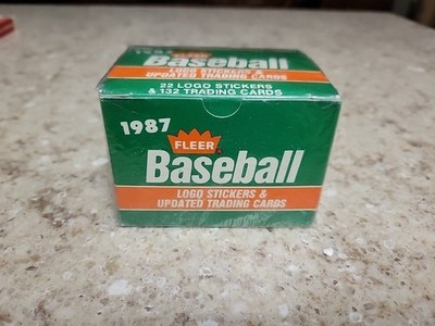 1987 Fleer UPDATE Factory SEALED Baseball CARD Set w/ McGWIRE MADDUX Rookies