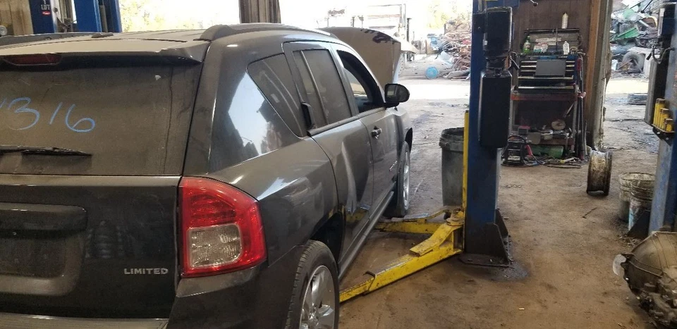 乘客前座桶手动无气囊适合 09-14 COMPASS 2113357 — 第 2/4 张图片