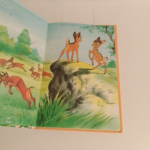 Walt Disney 's Bambi Hardcover Book 2000 18cbs - Picture 3 of 5