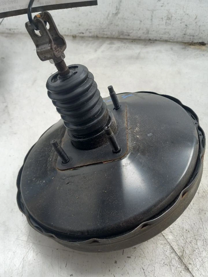 06 07 08 09 10 11 丰田亚里斯 S 动力制动助推器 加拿大市场 — 第 2/4 张图片