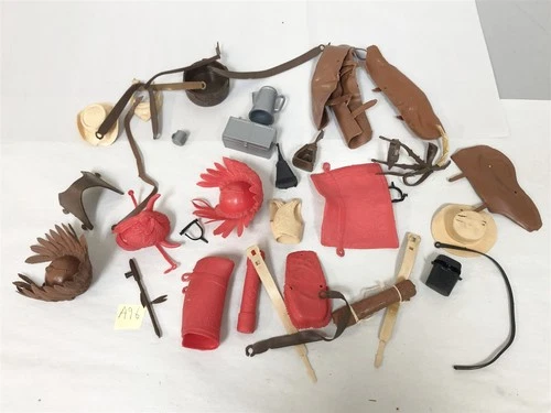 1960s MARX JOHNNY WEST ACCESSORIES LOT #96