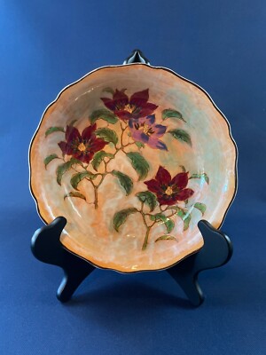 Mid-Century Royal Doulton porcelain serving bowl MAGNELLA c.1948-58 England