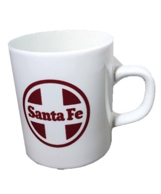 Santa Fe Eisenbahn Zug rotes Logo Kaffeebecher 9 flüssige Unzen weiß Keramiktasse