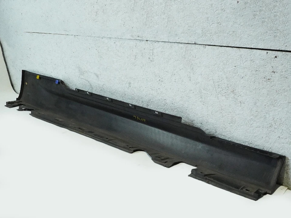 2007 Bmw M6 E64 Convertible Rocker Skirt Panel Cover Driver Left 51777898213 - Image 4 of 4