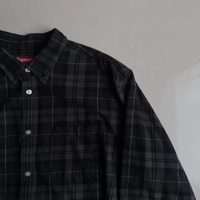 Supreme 2024 FW Plaid Flannel Shirt - Size L, Excellent Condition