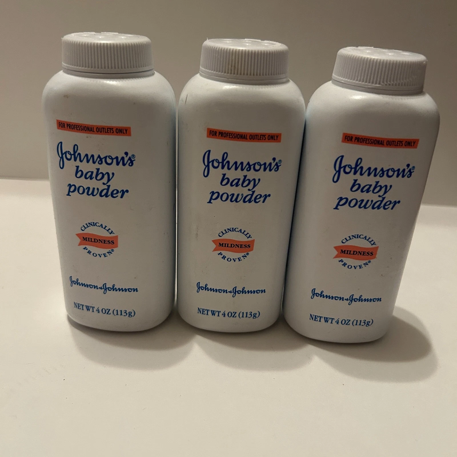 Lot of 3 Johnson's Baby Powder 4oz 113g Discontinued Talc Original Formula HTF
Opens in a new window