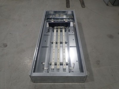 Siemens P4E75ML600ATS 600 amp Main Lug 3 Phase Panel 480/277v