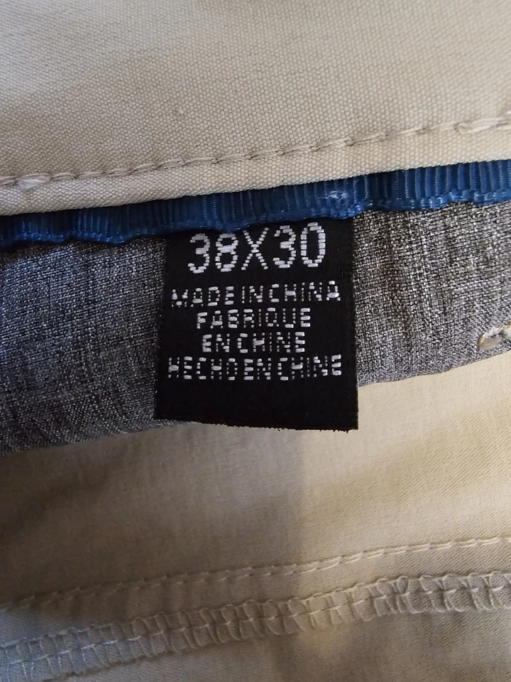 Kenneth Cole Reaction Men’s Dress Pants Lot Of 2 Size 36x30/38/30 - Image 4 of 4