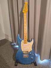 Godin Session Ltd in Desert Blue