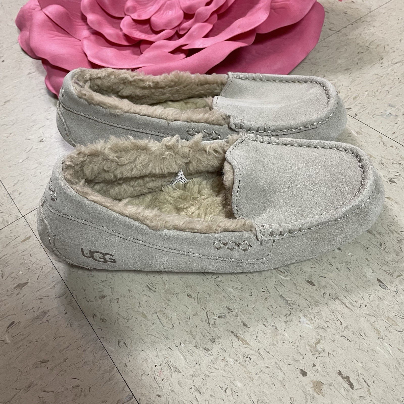 PANTOFOLA D’ORO UGG Ansley ciabatte da donna taglia 8 mocassini slip on scarpe scamosciate semi senape