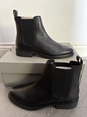 Clarks Artisan Cologne Arlo Damen-Chelsea-Boots schwarz Leder Größe UK 5,5 neu im Karton