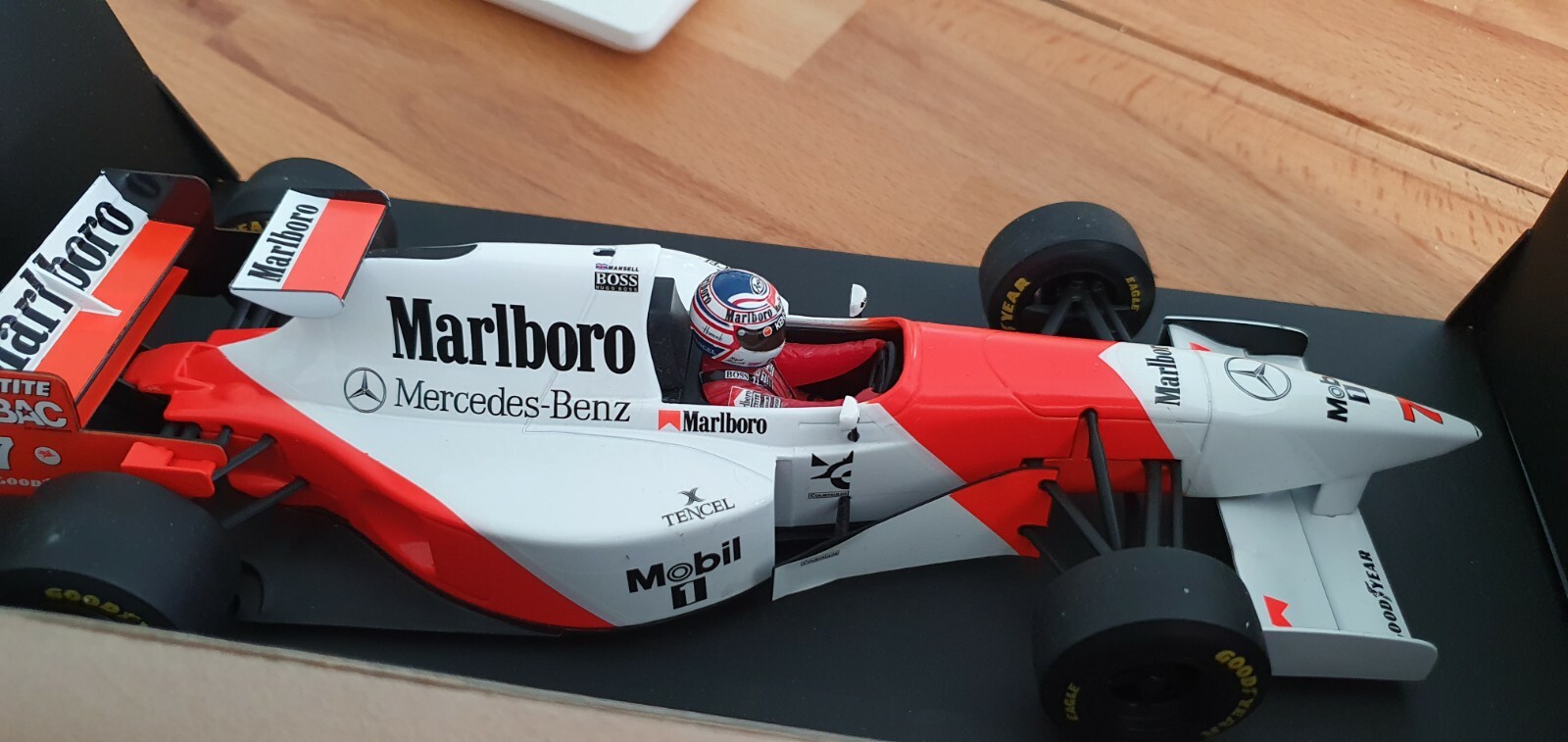 1/18 McLaren MARLBORO MP4/10 Mansel 1995 McLAREN MERCEDES