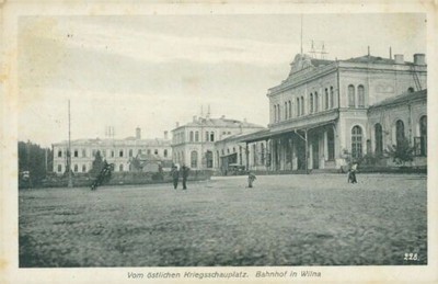 Ansichtskarte Wilna Vom östlichen Kriegsschauplatz Bahnhof 1916