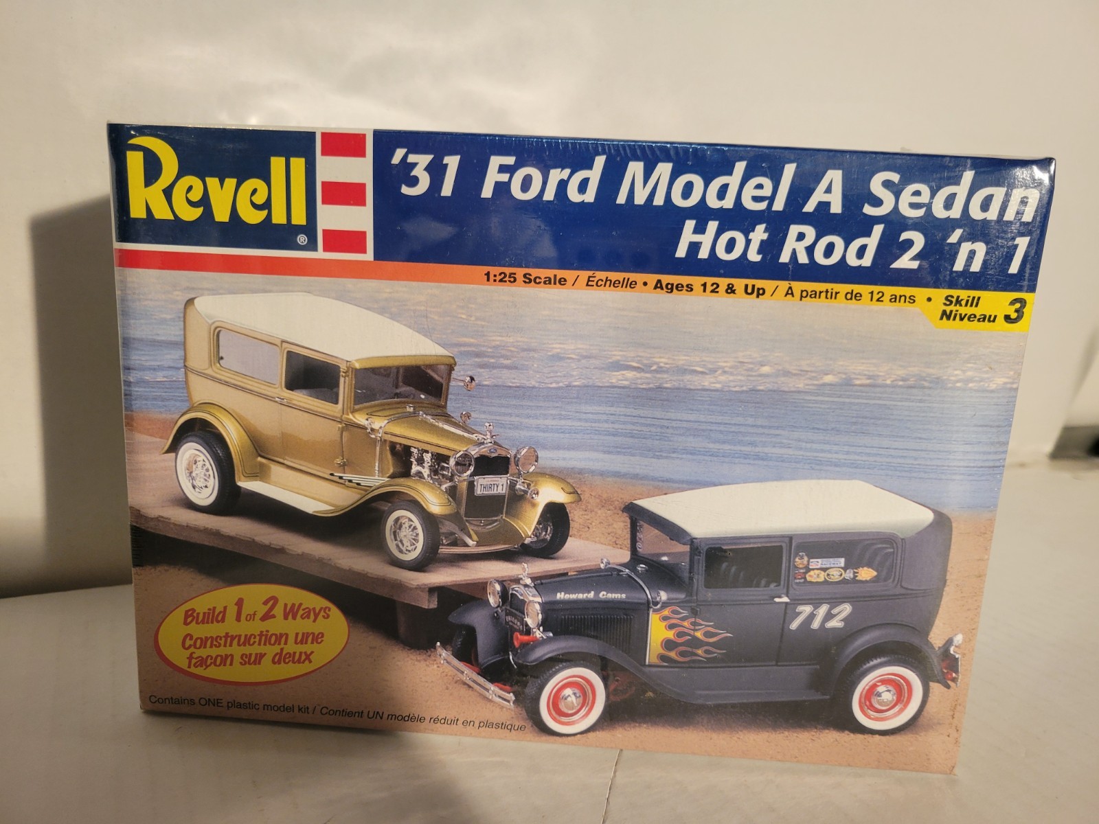 Revell '31 Ford Model A Sedan Hot Rod 2in1 Sealed Model Kit 