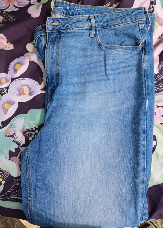 Old Navy Higher High Rise  Old Navy Flare  size 20 Pockets Jeans Womens Blue