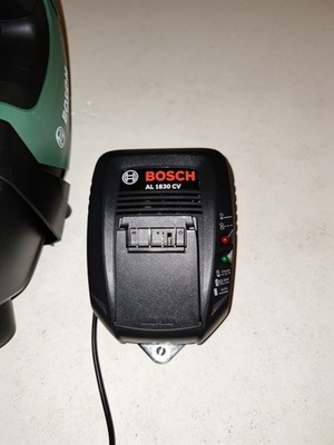 Bosch AL 1830 CV Wandhalterung Ladegerät Halter 18V Power For All AL1830 CV NEU