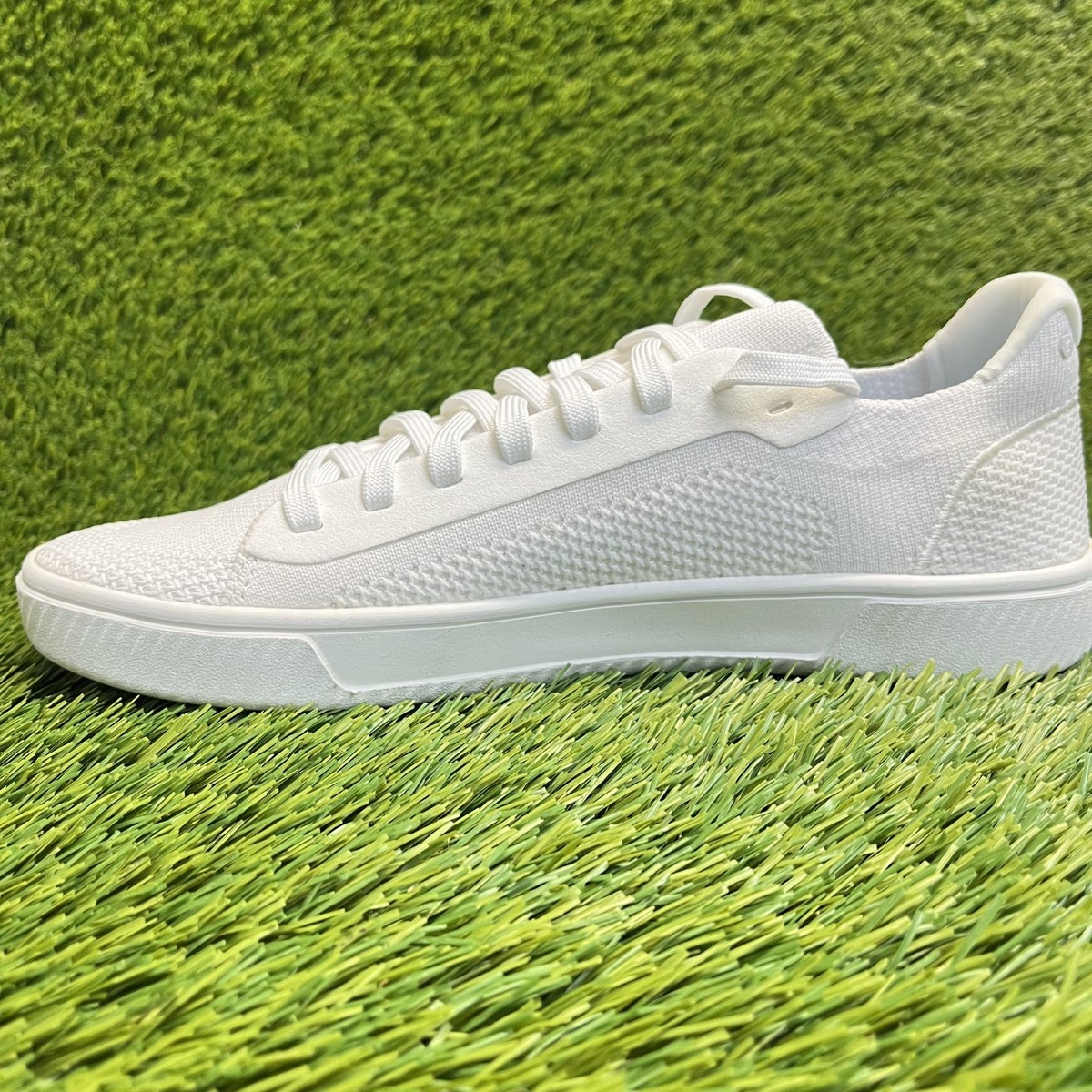 happy ② Flux Footwear Adapt Trainer White Mens Size 9 Athletic Knit Shoes