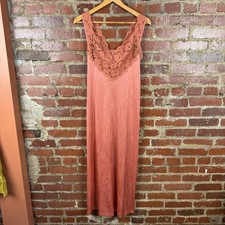 Vintage Henson Kickernick Nightgown Womens 34 Rose Pink Lace Nylon Made USA 70s