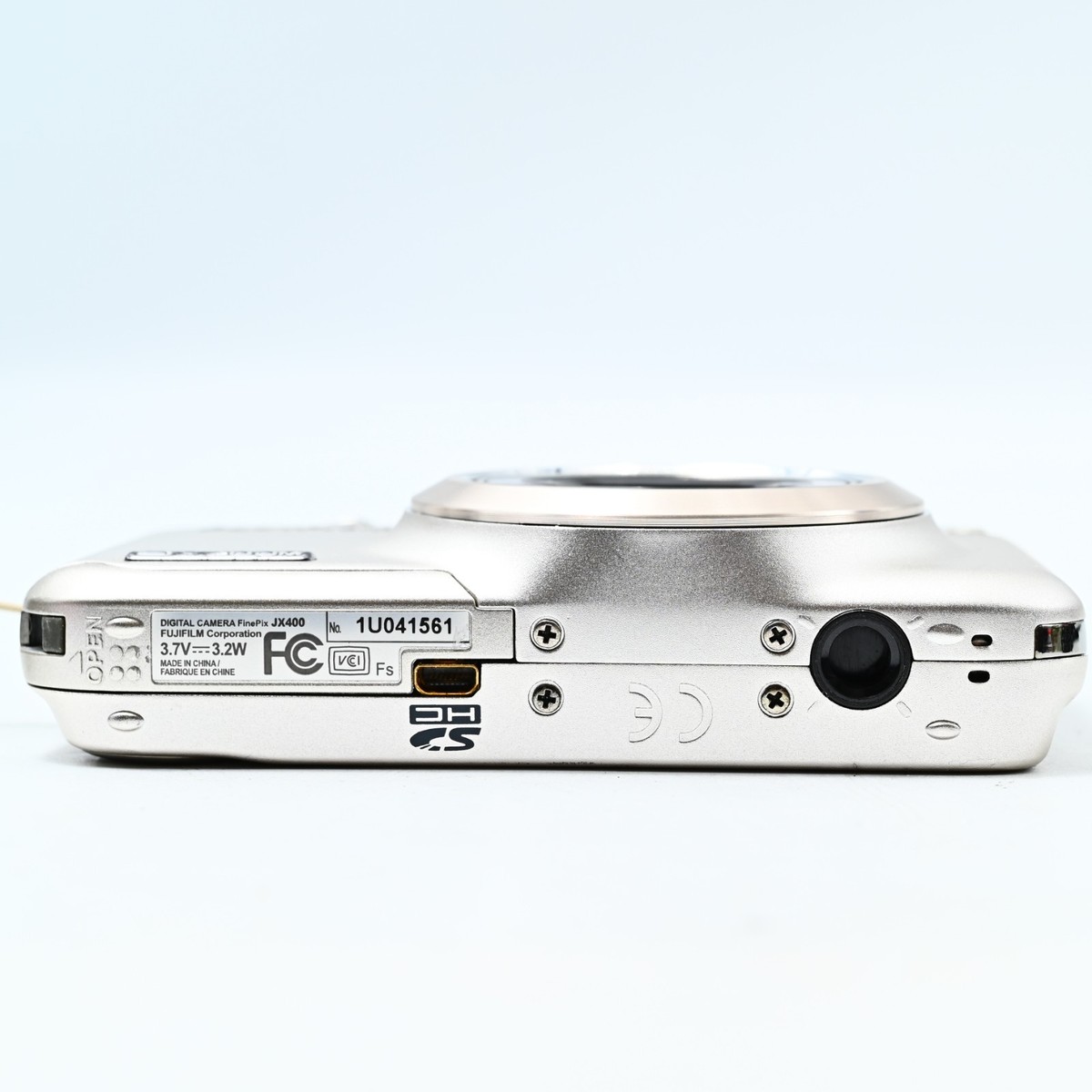 FUJIFILM FinePix JX400 16.0MP 5x Zoom Digital Camera Gold From