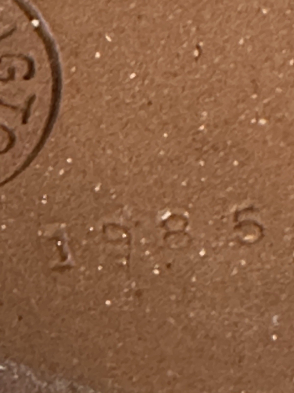 JUGTOWN WARE-Handled Mixing Bowl-w/Floral Design-c 1985-Salt Glazed Pottery-NICE