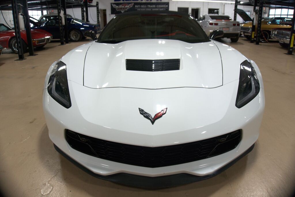 2019 Arctic White Chevrolet Corvette   | C7 Corvette Photo 8