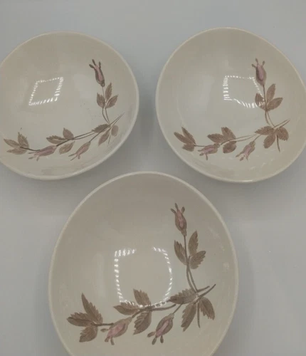 Vintage RED WING "Red Wing Rose" Pattern Coupe Cereal Bowl MCM 6 3/4"