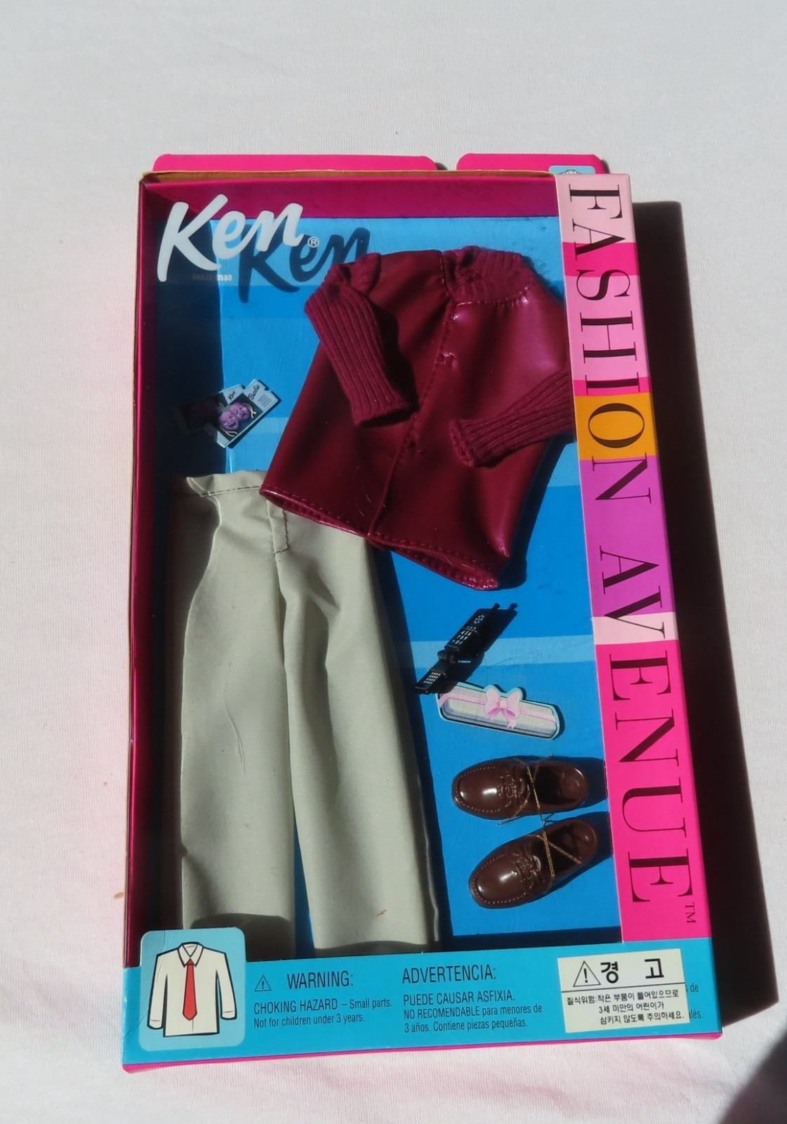 Barbie Fashion Avenue Ken Fashion by Mattel in 2002