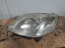 Feu avant (phare) Peugeot BIPPER