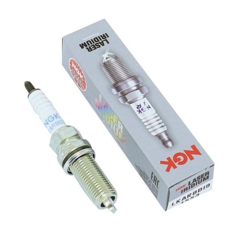 Bougie NGK IKAR8BI9 1553 pour moteur de moto et voiture sportive