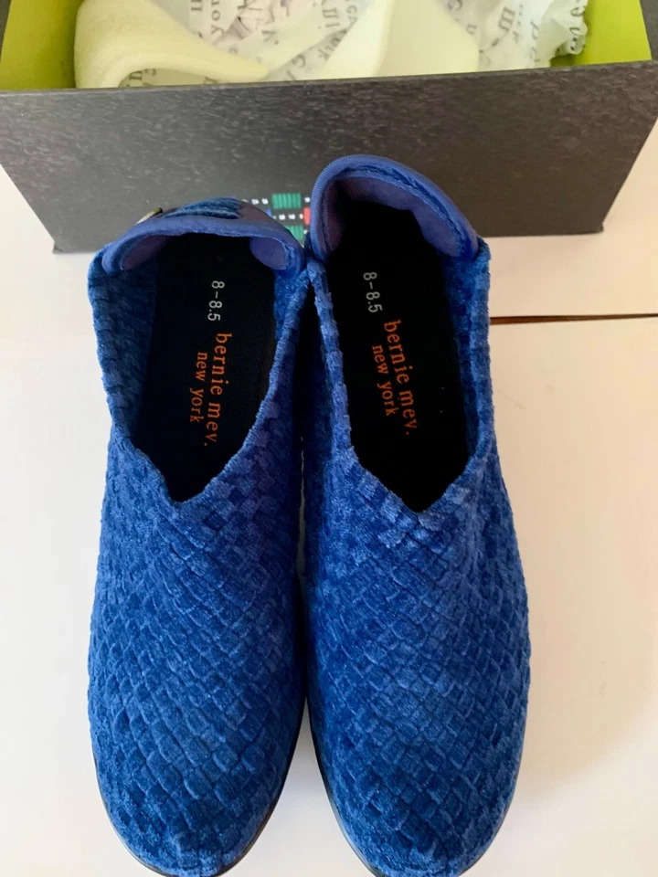 Bernie Mev Chesca Women’s Woven Block Heel Pumps BLUE EU 39 US 8–8.5  New in Box - Image 2 of 4