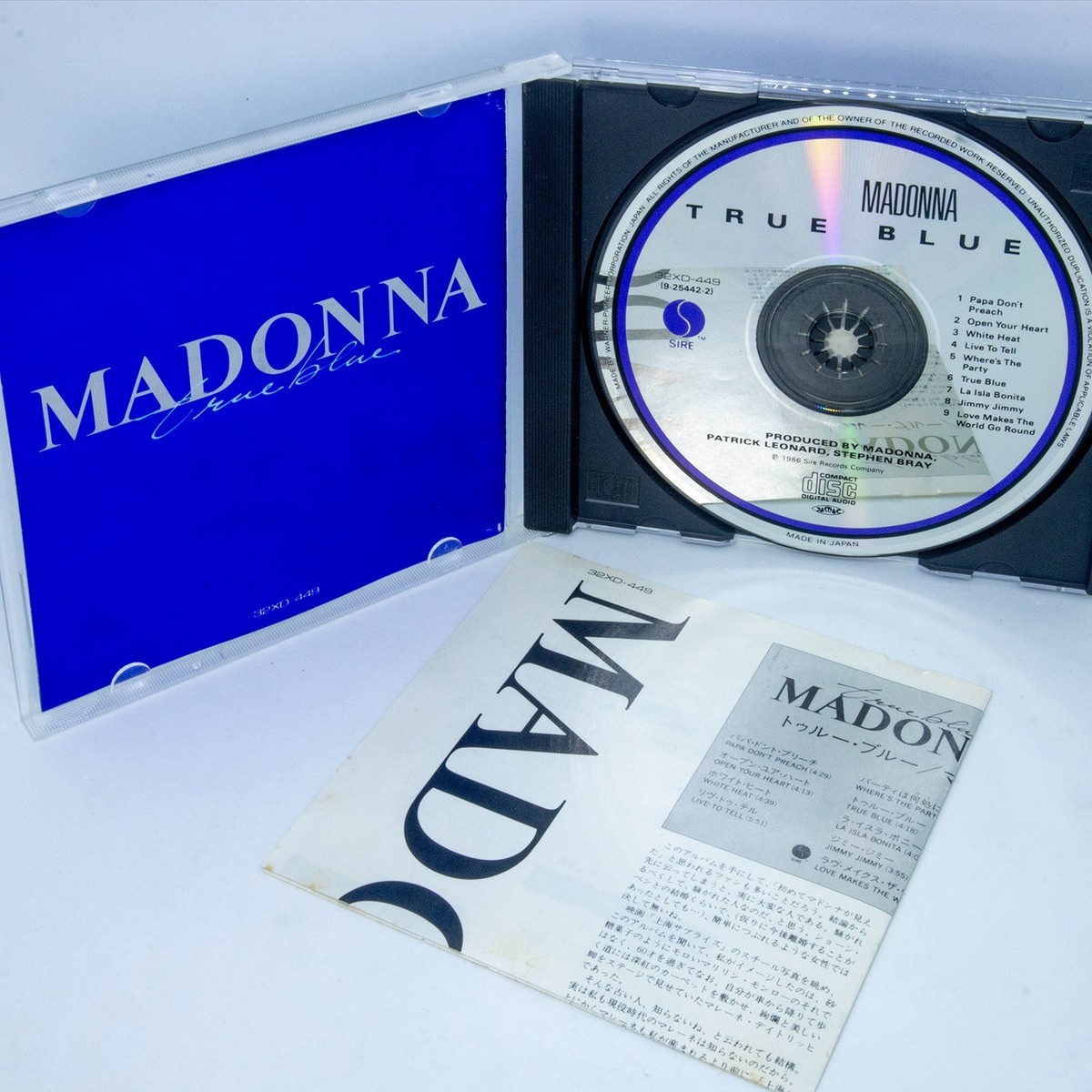 MADONNA True Blue CD with 3D Lenticular Cover 1986 Album RARE