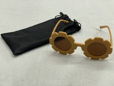 Retro Flower Round Sunglasses Women Yellow Sunflower Frame Dark Lens w/ Pouch