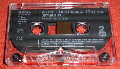 JETHRO TULL - UK CASSETTE TAPE - A LITTLE LIGHT MUSIC (LIVE IN EUROPE 1992) - Picture 2 of 6