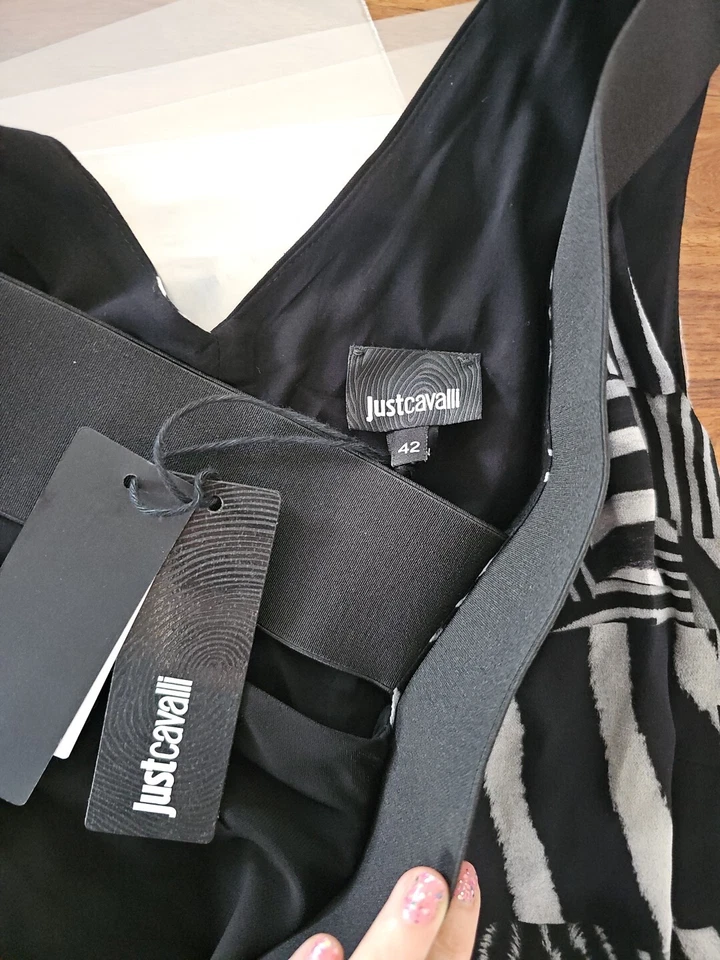 Vestido Just Cavalli por Roberto Cavalli Midi Estampa Zebra $882, Tamanho 42 Itália, M EUA - Imagem 3 de 4