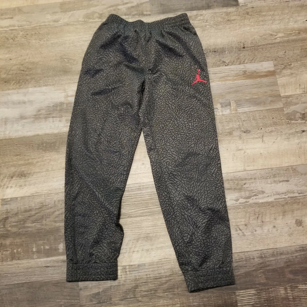 Jordan elephant print sweatpants hotsell