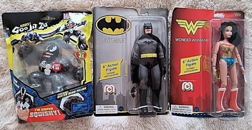 action figures BATMAN - WONDER WOMAN - GOO JIT ZU MARVEL NEW IN PACKAGES SET 3