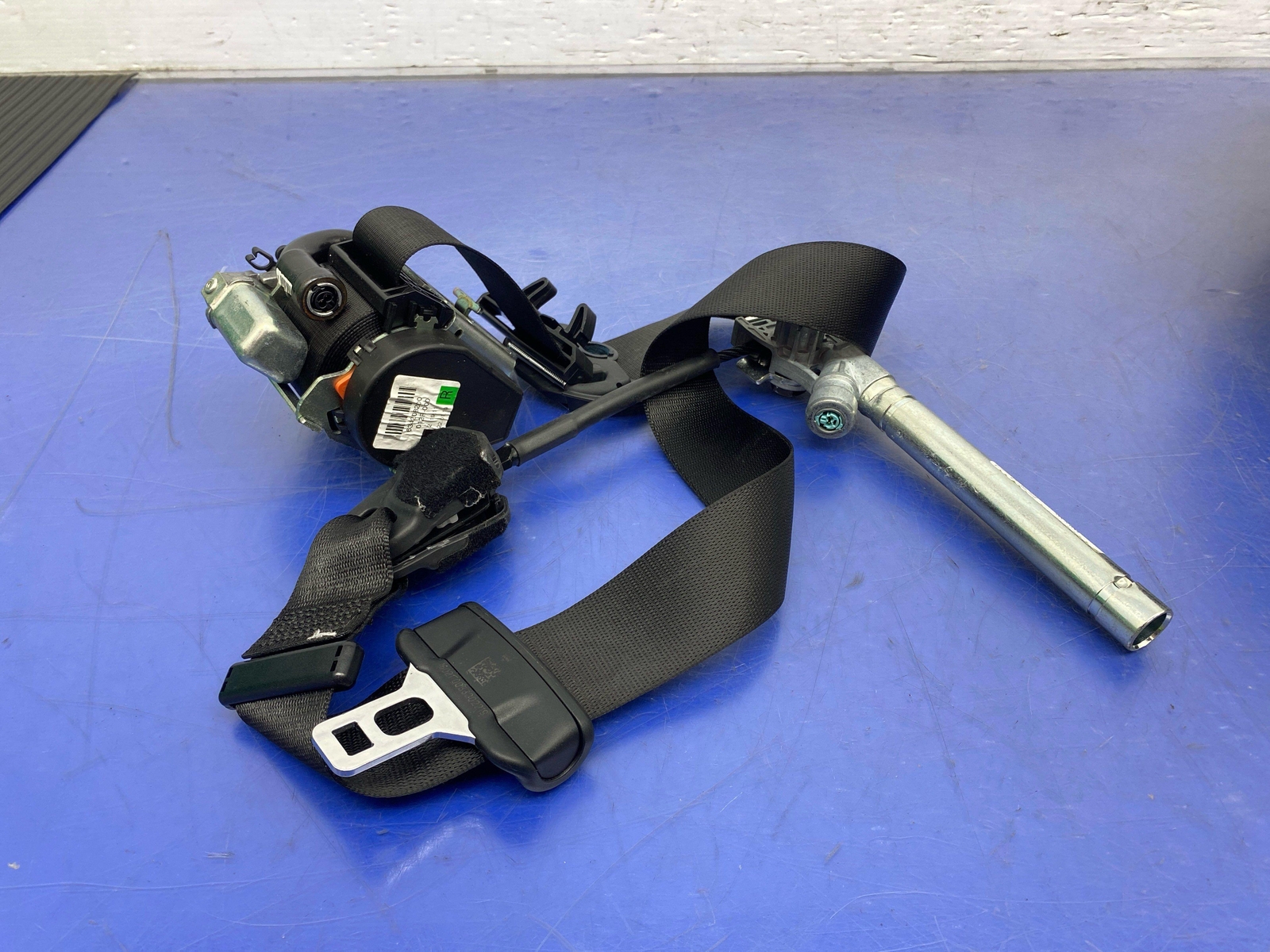 2017-2020 MASERATI LEVANTE M161 OEM FRNT RIGHT PASSENGER SIDE SEATBELT RETRACTOR
