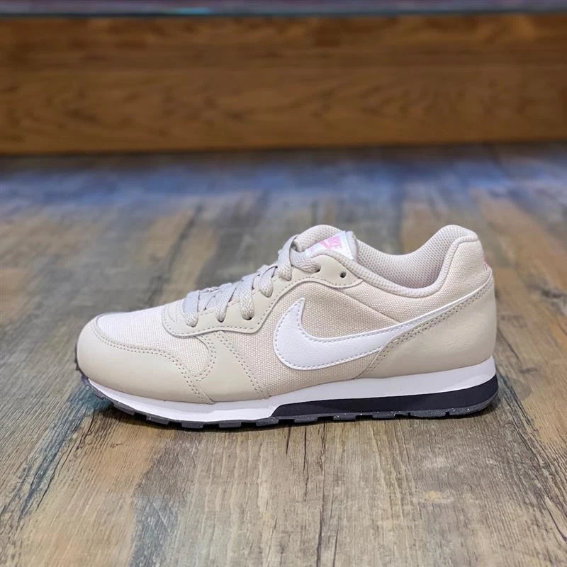 Nike md runner 2 white sale